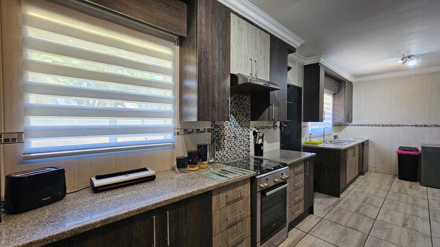 3 Bedroom Property for Sale in Vaalpark Free State